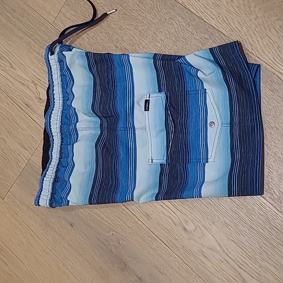 O'NEILL SWIM TRUNKS - Picture 5 of 7